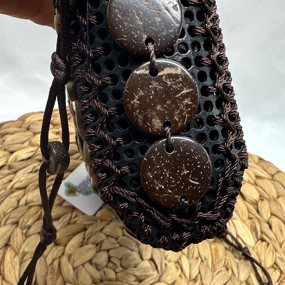 Island Sense Designed in Hawaii Brown Coconut Floral Women's Mini Crossbody Bag - Picture 6 of 8